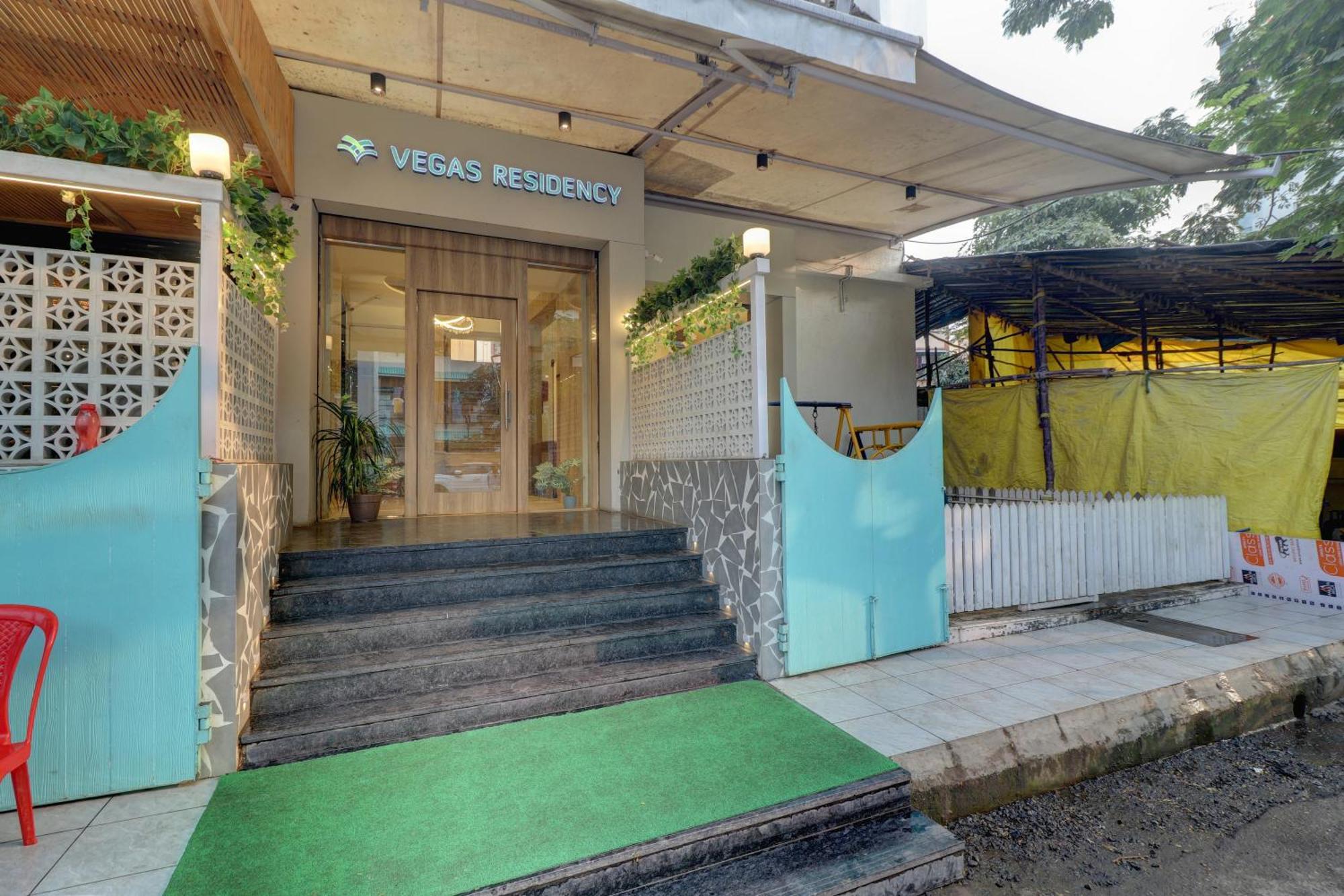 Hotel Vegas Residency Kalyān Exteriér fotografie